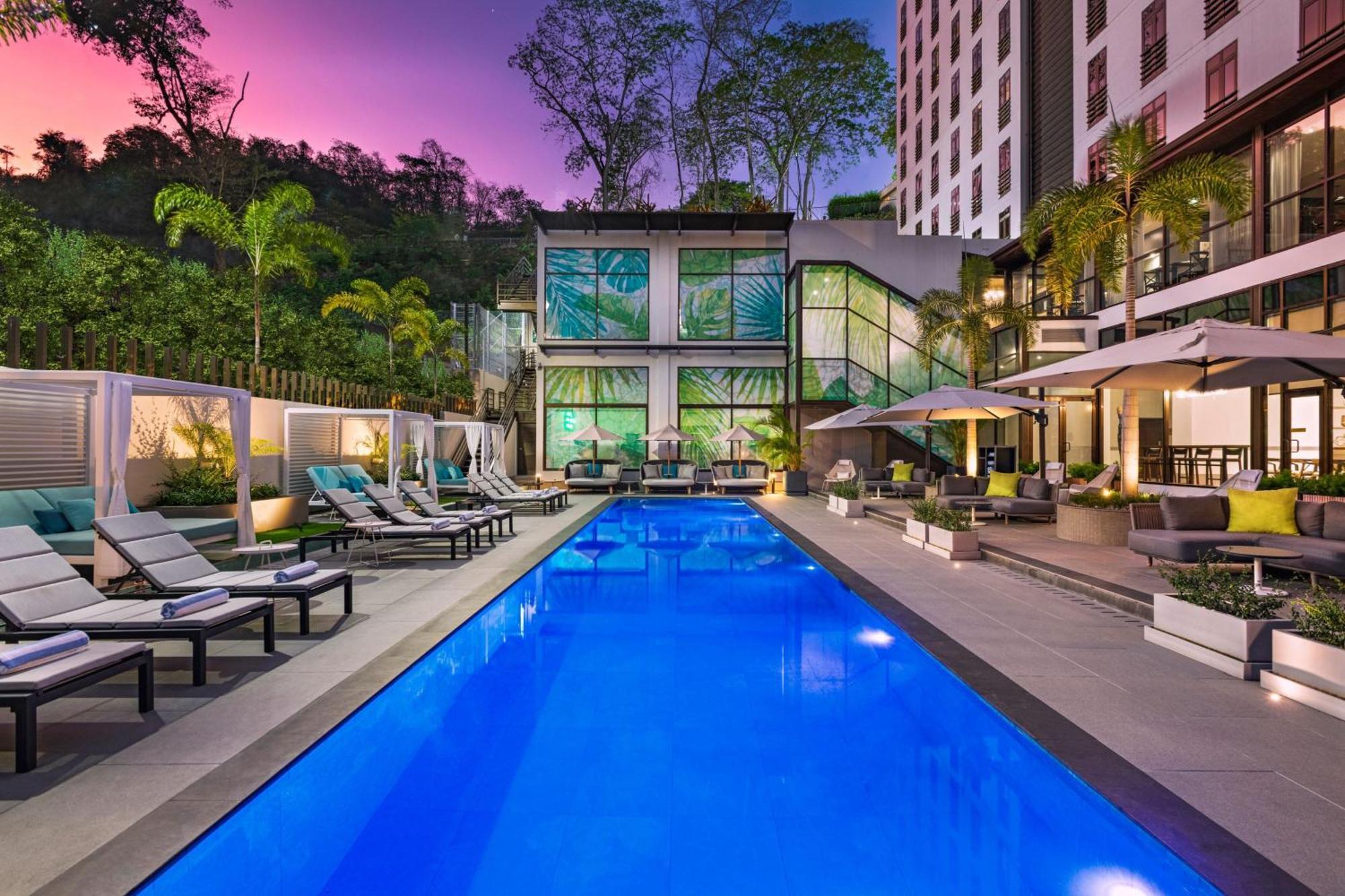 Hotel The Brix Autograph Collection Belmont Exterior foto